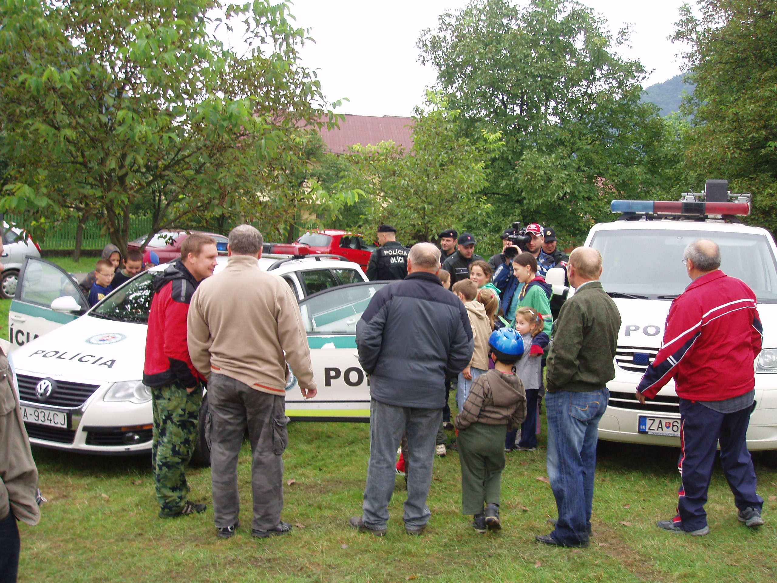 Ukážda policajnej techniky.JPG